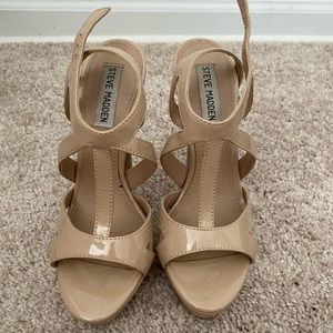 Nude heel